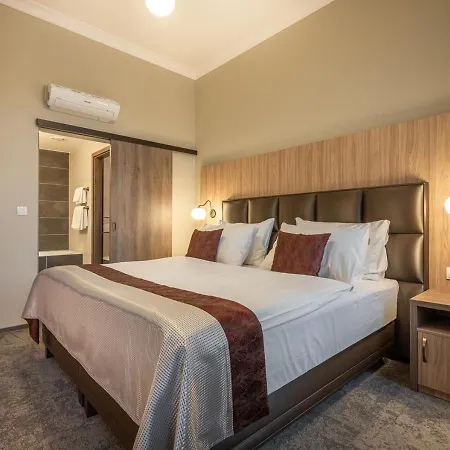 Efi Superior & Pivovar Hotel 4*