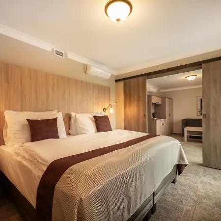 Efi Superior&pivovar 4*