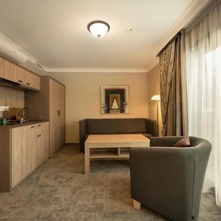 Hotel Efi Superior & Pivovar 4*