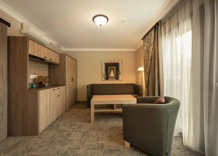Hotell Efi Superior & Pivovar 4*