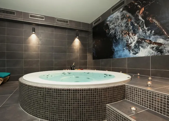 Hotell Efi Superior & Pivovar